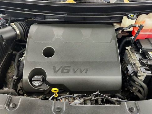 Used 2023 Chevrolet Traverse RS AWD/4WD image 28