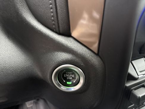 Used 2021 Chevrolet Silverado 1500 High Country w/ Z71 Off-Road Package image 26