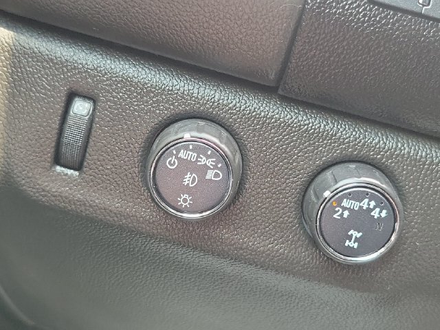 Used 2021 GMC Canyon AT4 w/ Driver Alert Package AWD/4WD image 23