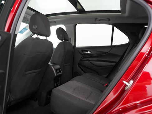 Used 2018 Chevrolet Equinox LT w/ Sun & Infotainment Package AWD/4WD image 18
