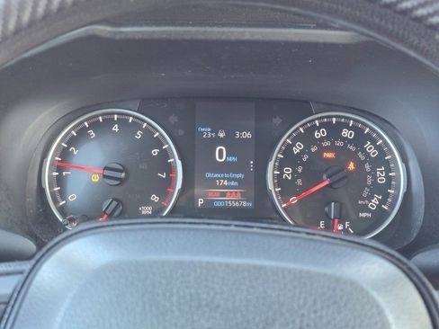 Used 2021 Toyota RAV4 LE image 21