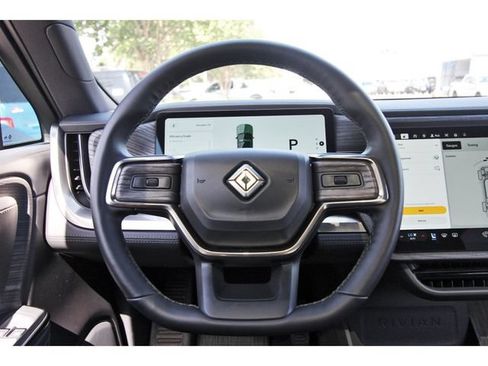 Used 2025 Rivian R1T Adventure AWD/4WD image 16