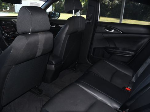 Used 2021 Honda Civic Sport image 14