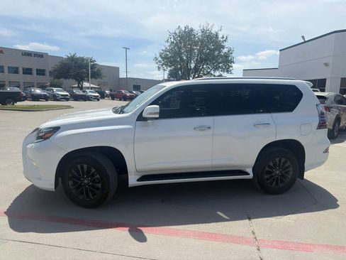 Used 2022 Lexus GX 460 Premium w/ Premium Plus Package AWD/4WD image 3