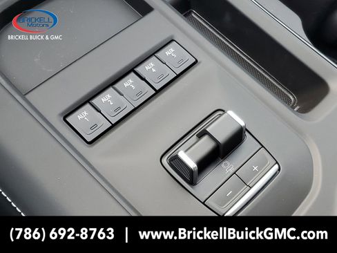 New 2026 GMC Sierra 2500 AT4X w/ AT4X AEV Edition AWD/4WD image 32