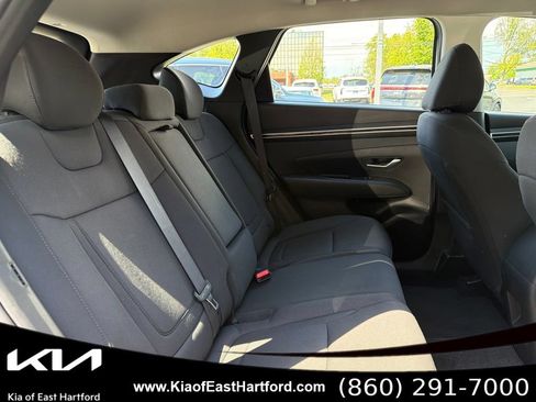 Used 2024 Hyundai Tucson SE AWD/4WD image 12