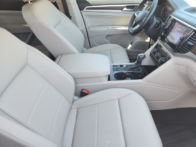 Used 2023 Volkswagen Atlas SE FWD image 13