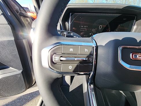 New 2026 GMC Terrain Elevation w/ Elevation Premium Package image 18