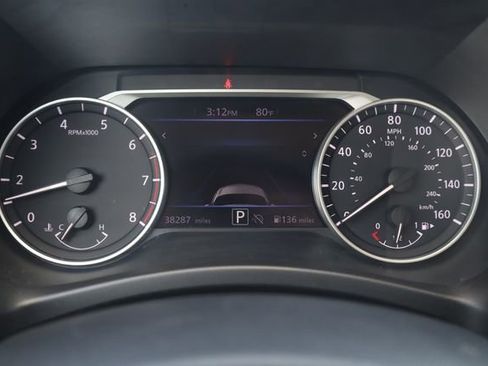 Used 2025 Nissan Sentra SV image 15