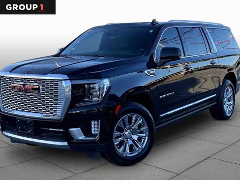 Used 2023 GMC Yukon XL Denali AWD/4WD image 1