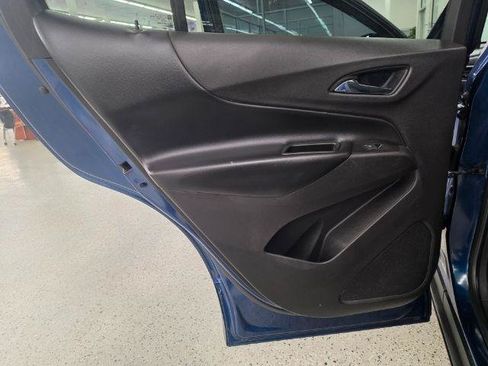Used 2019 Chevrolet Equinox LT FWD image 34