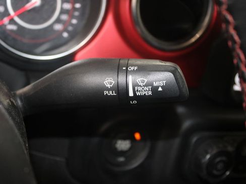 Used 2022 Jeep Gladiator Rubicon w/ Cold Weather Group AWD/4WD image 24
