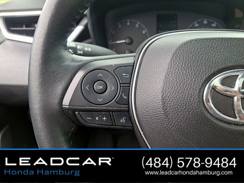Used 2024 Toyota Corolla SE w/ SE Premium Package FWD image 22