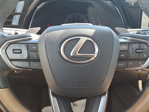 Used 2024 Lexus RX 350 AWD image 12