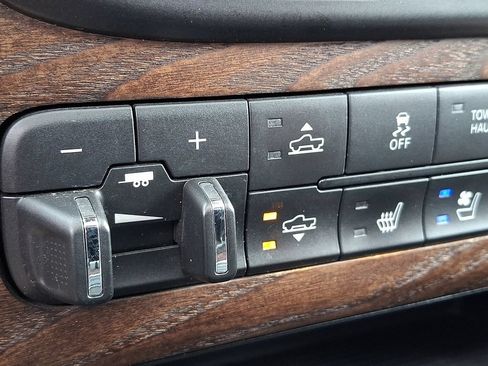 Used 2017 RAM 1500 Laramie Longhorn w/ Protection Group AWD/4WD image 27