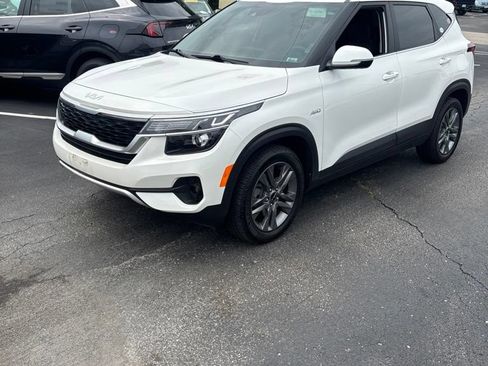 Used 2022 Kia Seltos S AWD/4WD image 8