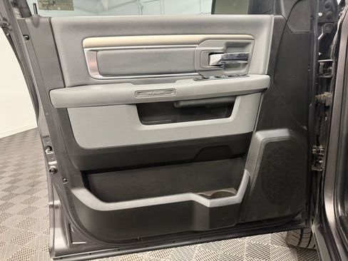 Used 2019 RAM 1500 Big Horn AWD/4WD image 10