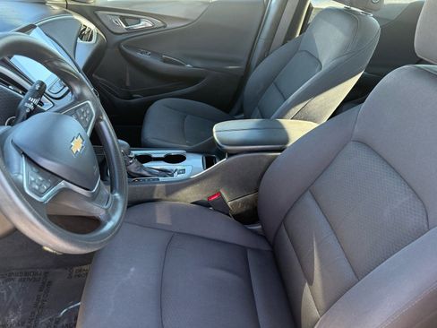 Used 2022 Chevrolet Malibu LT image 14