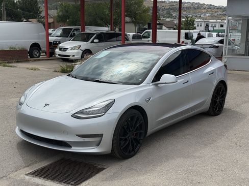 Used 2018 Tesla Model 3 Performance AWD/4WD image 8