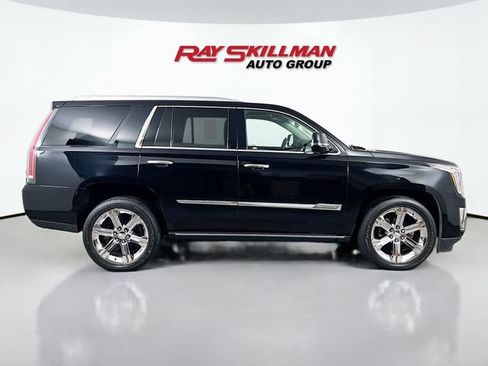 Used 2015 Cadillac Escalade Premium AWD/4WD image 8