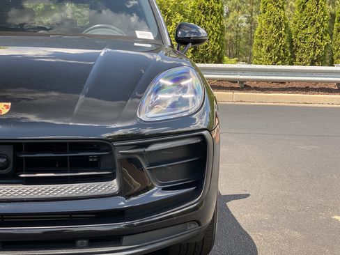 Used 2023 Porsche Macan AWD/4WD image 20