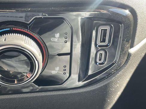 New 2026 Chevrolet Silverado 1500 LT image 16