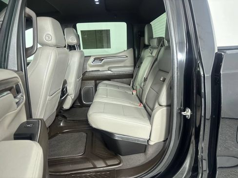 Used 2023 GMC Sierra 1500 SLT w/ SLT Convenience Package AWD/4WD image 20