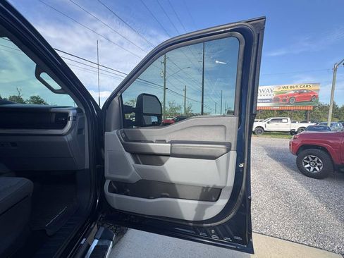 Used 2024 Ford F250 XLT image 32