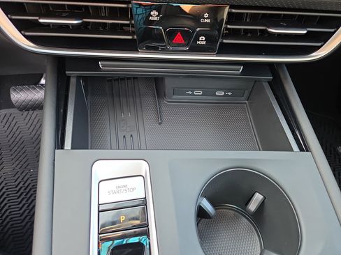 New 2026 Volkswagen Atlas SE image 12