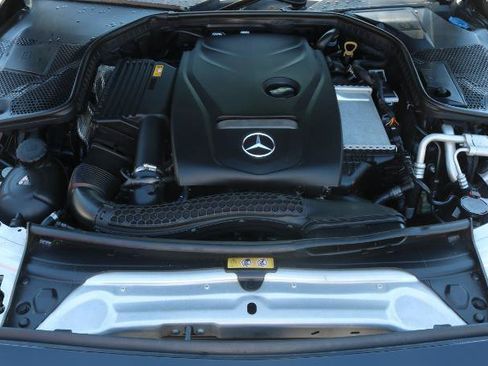 Used 2018 Mercedes-Benz C 300 Sedan w/ Premium Package image 24