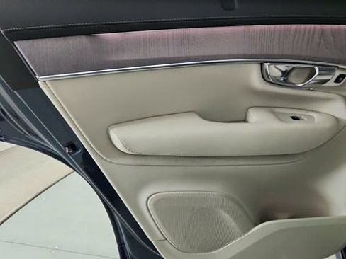 New 2026 Volvo XC90 T8 Ultra AWD/4WD image 28