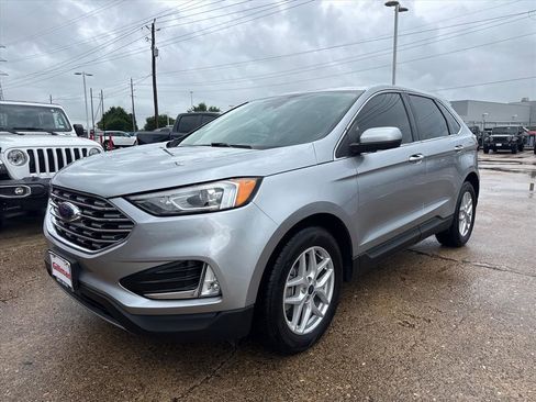 Used 2021 Ford Edge SEL image 3