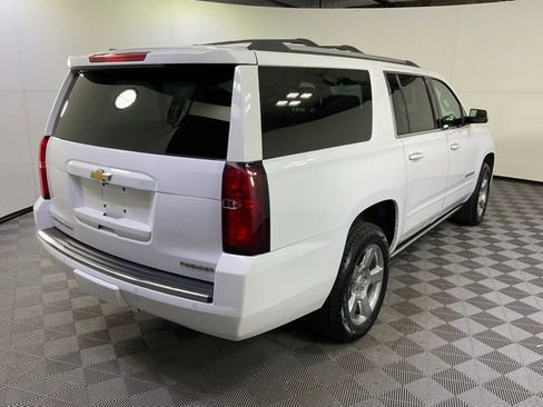 Used 2020 Chevrolet Suburban Premier AWD/4WD image 8