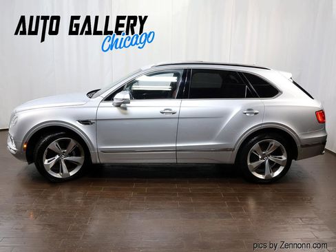 Used 2017 Bentley Bentayga image 11