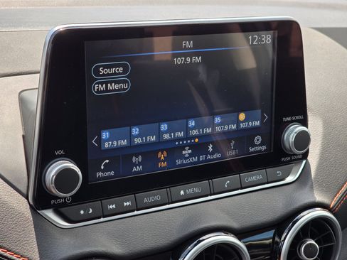 Used 2025 Nissan Sentra SR w/ SR Premium Package FWD image 27
