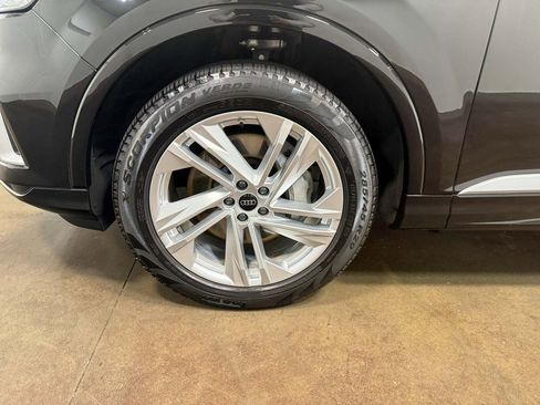 Used 2023 Audi Q7 2.0T Premium w/ Towing Package image 90