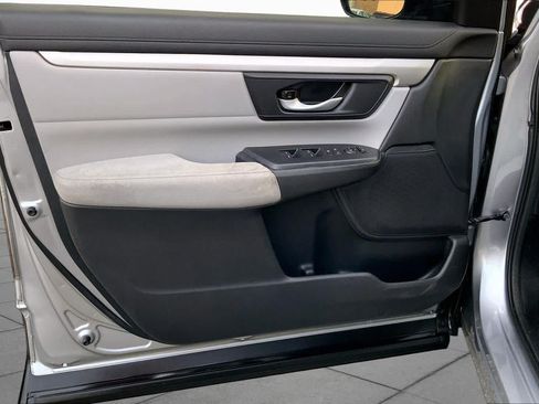 Used 2020 Honda CR-V LX image 20
