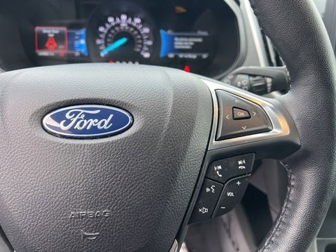 Used 2023 Ford Edge SEL image 28