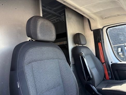 Used 2023 RAM ProMaster 3500 w/ Driver Convenience Group FWD image 17