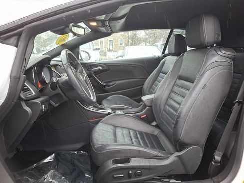 Used 2017 Buick Cascada Premium image 16