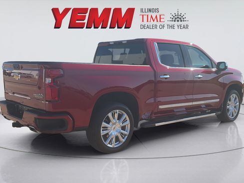 Used 2024 Chevrolet Silverado 1500 High Country AWD/4WD image 13