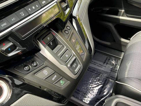 Used 2026 Honda Odyssey Elite image 18