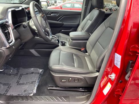 Used 2025 GMC Canyon Elevation w/ Convenience Package AWD/4WD image 11