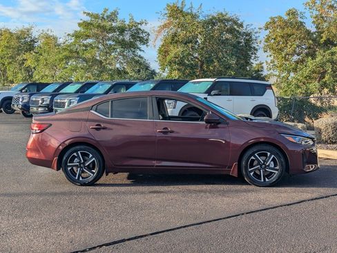 Certified 2024 Nissan Sentra SV image 7