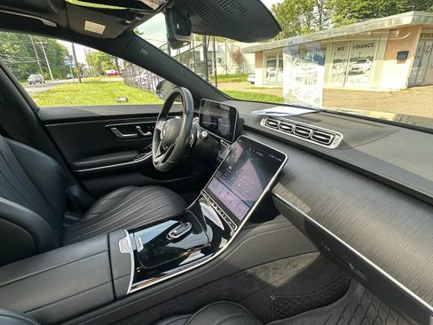 Used 2022 Mercedes-Benz S 580 4MATIC Sedan image 40