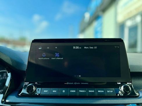 Used 2022 Kia Seltos Nightfall Edition image 21