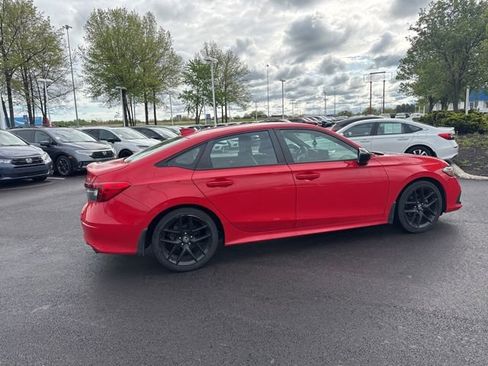 Used 2023 Honda Civic Sport image 10