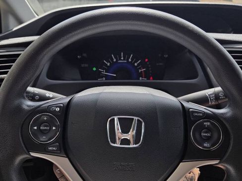 Used 2014 Honda Civic LX image 16