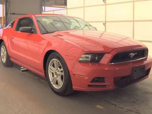 Used 2014 Ford Mustang Coupe w/ Equipment Group 102A image 2