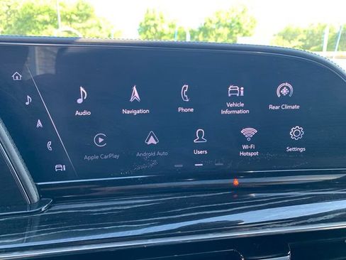 Used 2021 Cadillac Escalade Sport w/ Driver Assist Tech Package AWD/4WD image 31